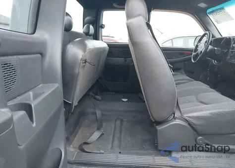 2005 Chevrolet Silverado 1500 Work Truck from USA, damaged, VIN 2GCEC19T851277796